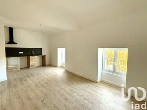 Apartment at Lapalud (84840)