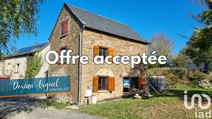 Maison de campagne à Quins (12800)
