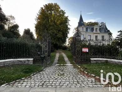 House at La Drenne (60790)