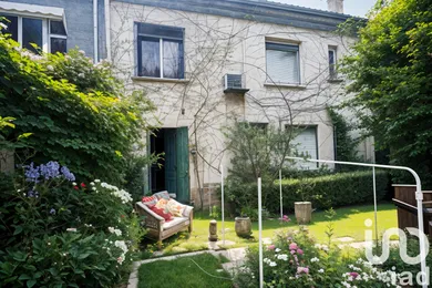Maison de ville à Nîmes (30900)