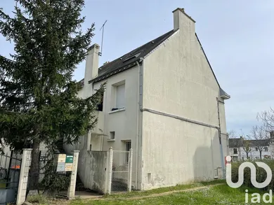 Immeuble à Saint-Pierre-des-Corps (37700)