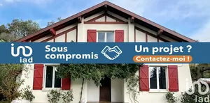Traditional house at Oloron-Sainte-Marie (64400)
