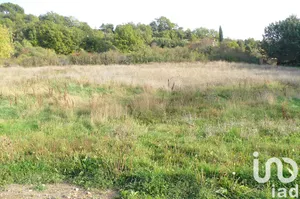 Building plot at Pierrevert (04860)