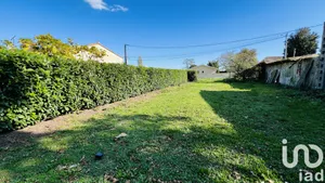 Building plot at Saint-André-de-Cubzac (33240)
