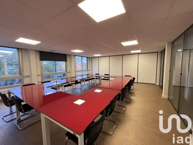 Building at Val-de-Reuil (27100)