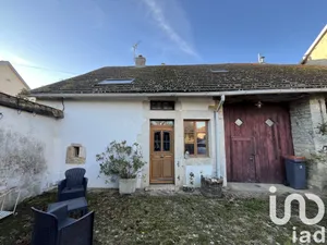 House at Le Val-d'Esnoms (52190)