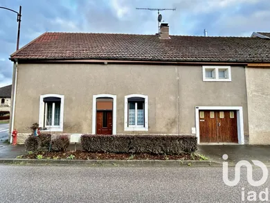 Traditional house at Bazoilles-sur-Meuse (88300)