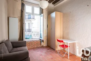 Studio at Paris (75002)