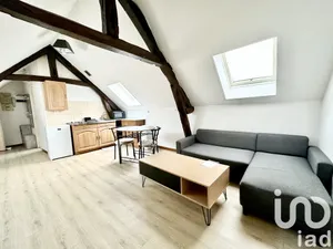 Apartment at Pont-Sainte-Maxence (60700)