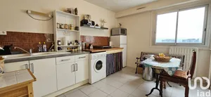 Appartement à la roche sur yon (85000)