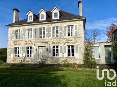 Maison traditionnelle à Bénéjacq (64800)