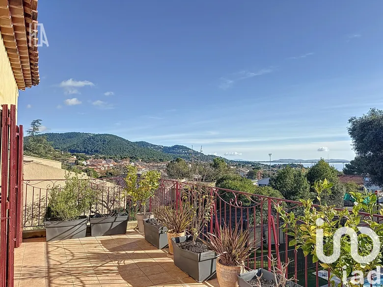 Maison 8 pièces 258 m² · à Carqueiranne · 258 m² · 1 190 000 €