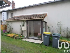 Maison de village à Vernoux-en-Gâtine (79240)