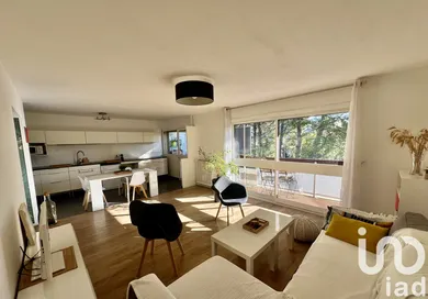 Apartment at Aix-en-Provence (13100)