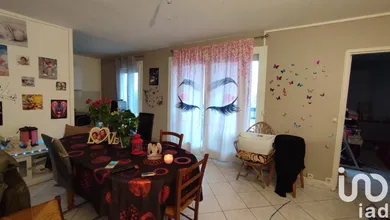 Appartement à Charleville-Mézières (08000)