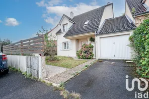 Maison à Émerainville (77184)