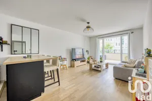 Apartment at Le Plessis-Robinson (92350)