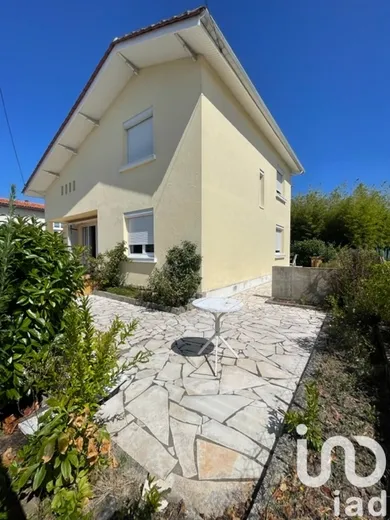 Townhouse in Libourne (33500)
