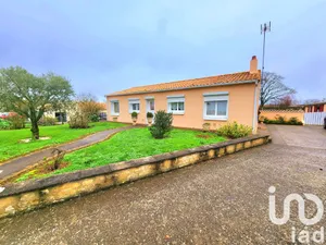 Maison à Saint-Jean-de-Beugné (85210)