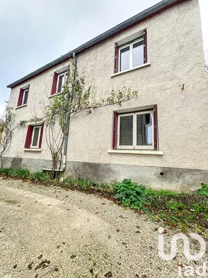 Village house at Douelle (46140)