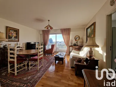 Apartment at Nogent-sur-Marne (94130)