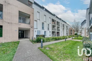Apartment at Villenoy (77124)