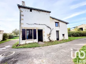 Maison de campagne à Mouterre-sur-Blourde (86430)