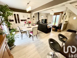 Maison traditionnelle à Puiseaux (45390)