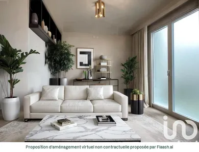 Apartment at Paris (75018)