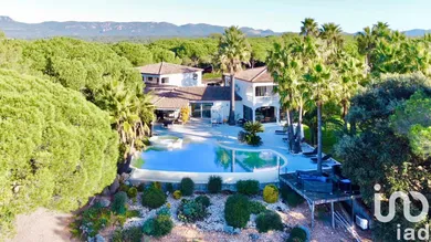 House at Roquebrune-sur-Argens (83520)