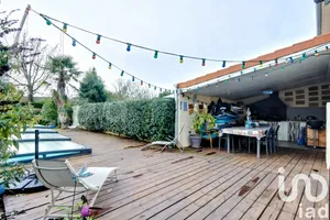 House at Lamarque (33460)