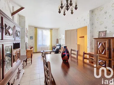 Townhouse at Amiens (80090)