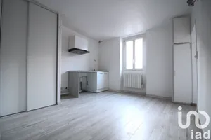 Apartment at Corbeil-Essonnes (91100)