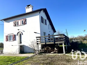 House at Puyoô (64270)