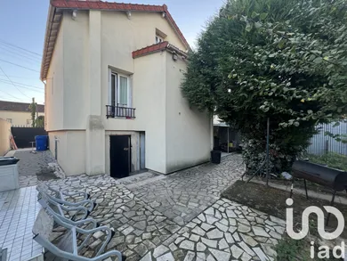 Maison traditionnelle à Villeneuve-Saint-Georges (94190)