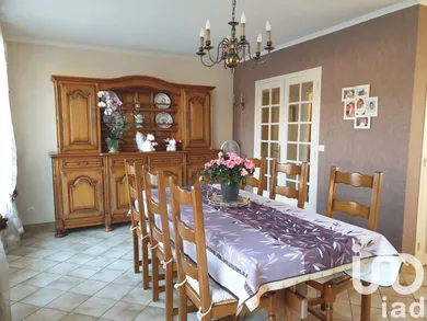 Maison traditionnelle à Roissy-en-Brie (77680)