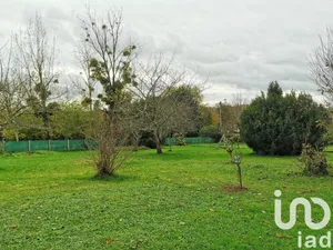 Terrain à bâtir à Saint-Victurnien (87420)