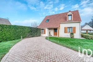 Traditional house at Saint-Mesmes (77410)