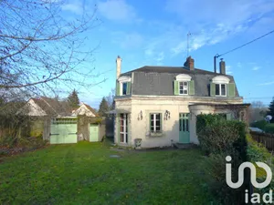 House at Bazoches-sur-Guyonne (78490)
