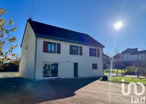 Maison de ville à SAUMUR (49400)