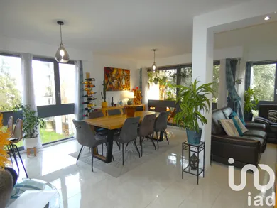 Appartement à Fontenay-le-Fleury (78330)