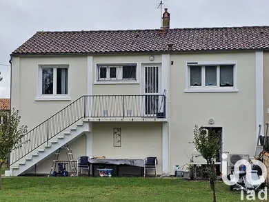 Maison à Saint-Mariens (33620)
