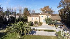 Maison d'architecte à Vedène (84270)
