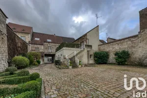 Domaine à Compiègne (60200)