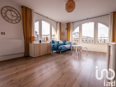 Appartement à Magny-le-Hongre (77700)