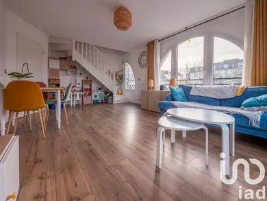 Apartment at Magny-le-Hongre (77700)