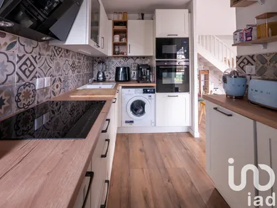 Appartement à Magny-le-Hongre (77700)