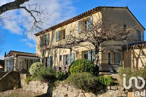 Maison à Mouriès (13890)