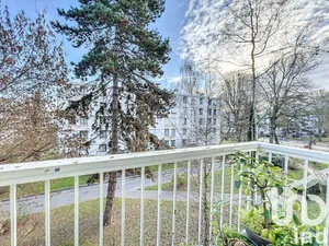 Apartment at Ablon-sur-Seine (94480)