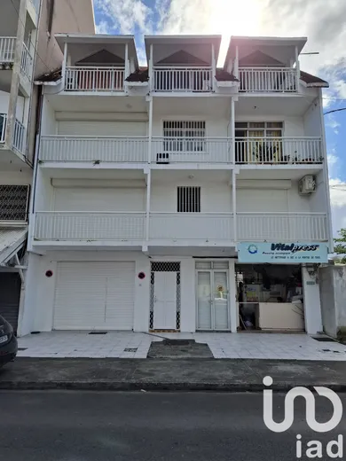 Immeuble à Les Abymes (97139)